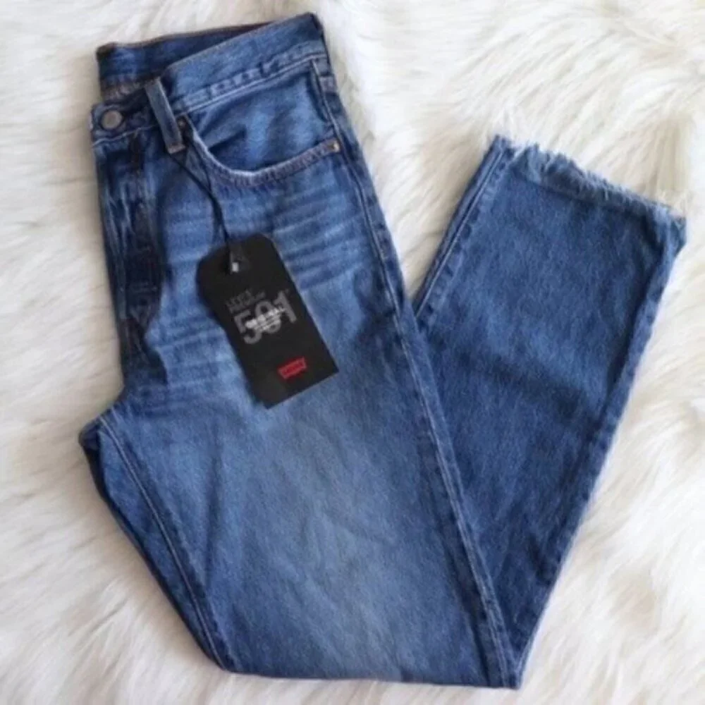 NWT Levi's 501 Cropped Straight Leg Denim Jeans Size 26 Raw Hem Midwash Blue